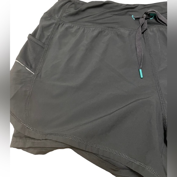 Tangerine Women’s Shorts - Picture 2 of 8